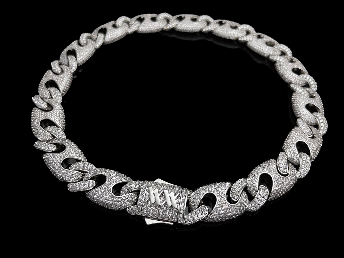 Twist Gucci Chain Necklace