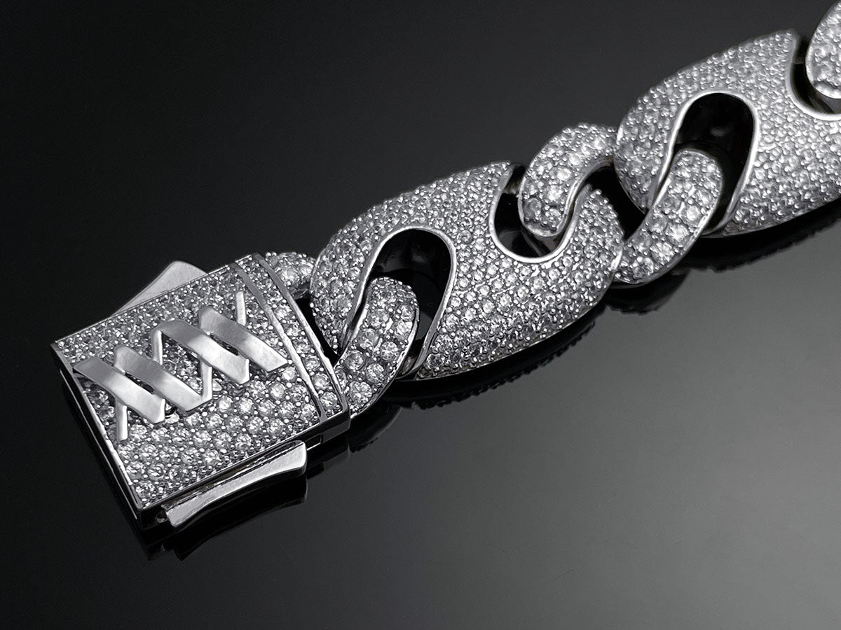 Twist Gucci Chain Bracelet
