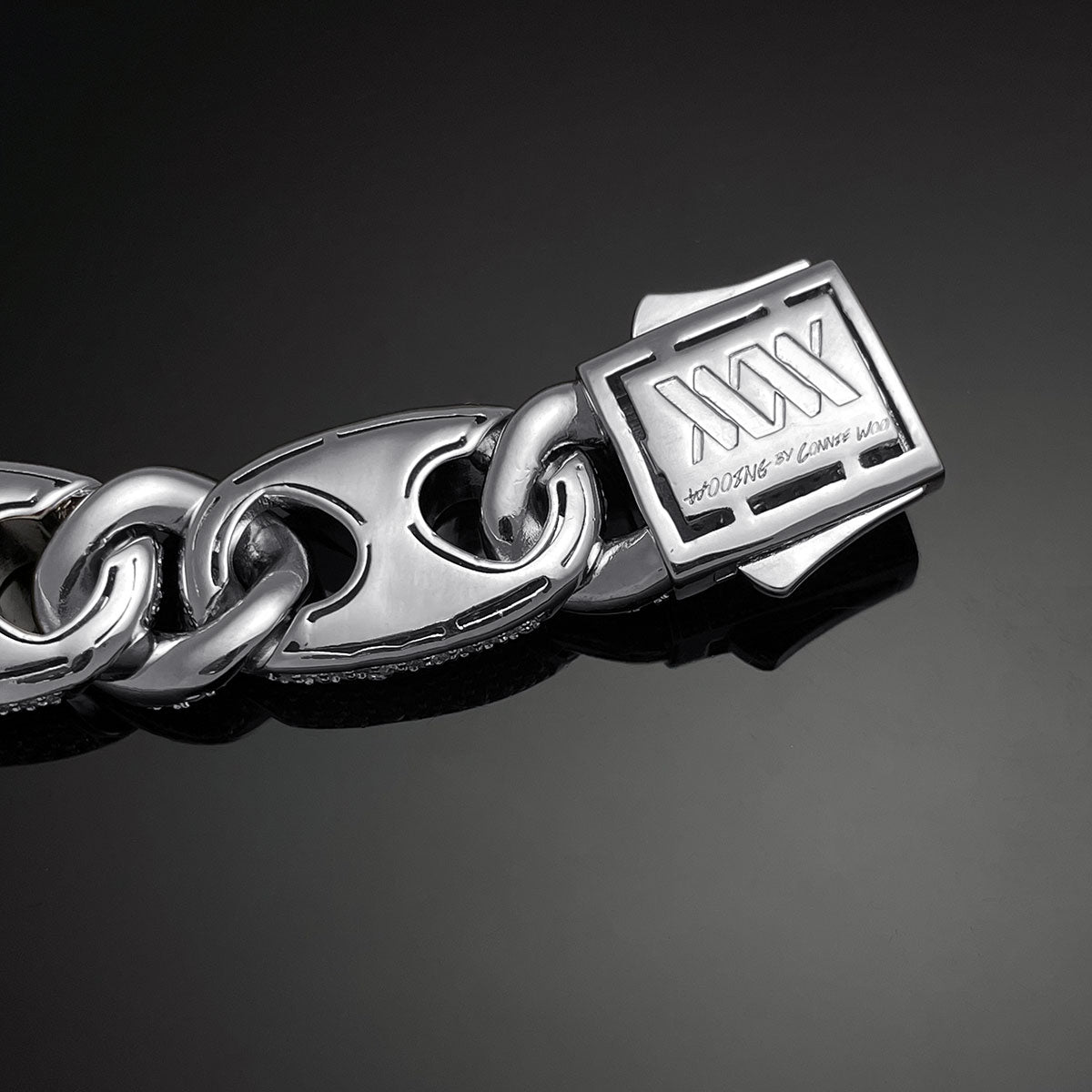 Twist Gucci Chain Bracelet