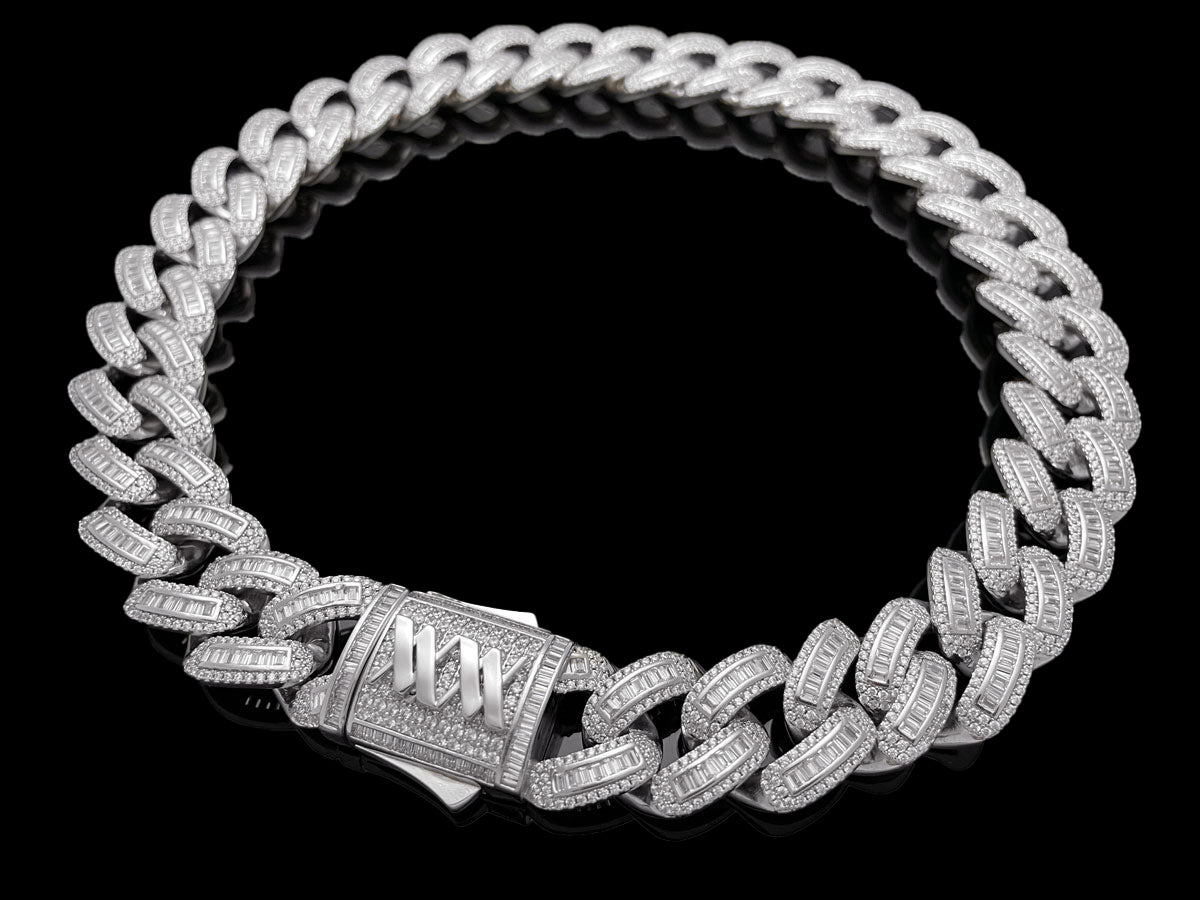 V Cuban Necklace