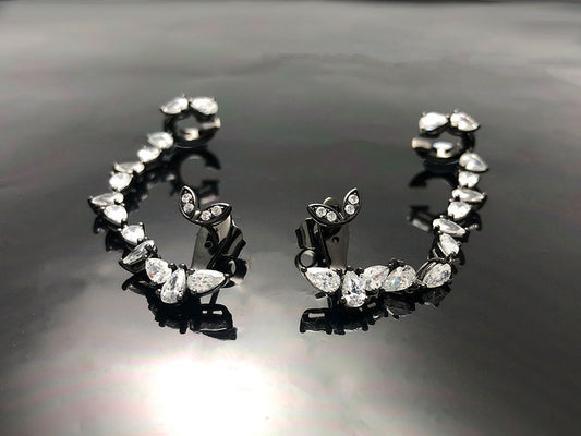 ’Drop Dead’ Earrings with Ear Cuff