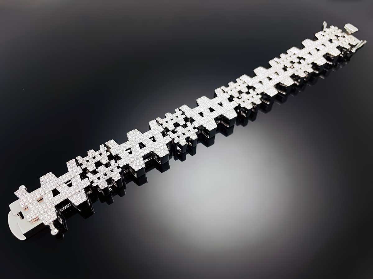 Iced ₩ won Chain Bracelet