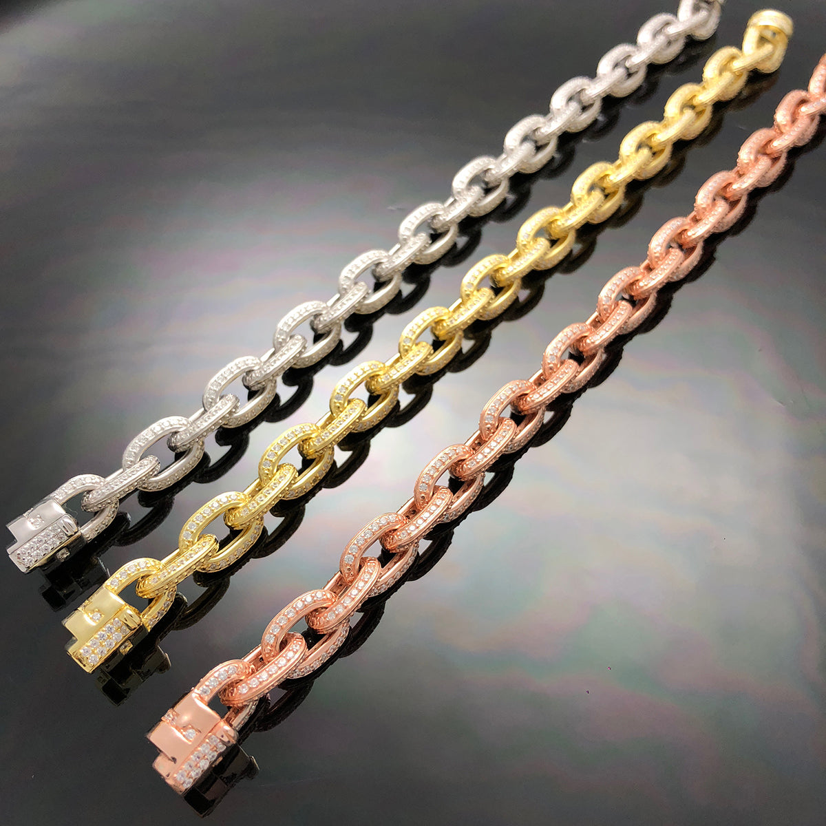 Iced Edge Oval Chain Bracelet