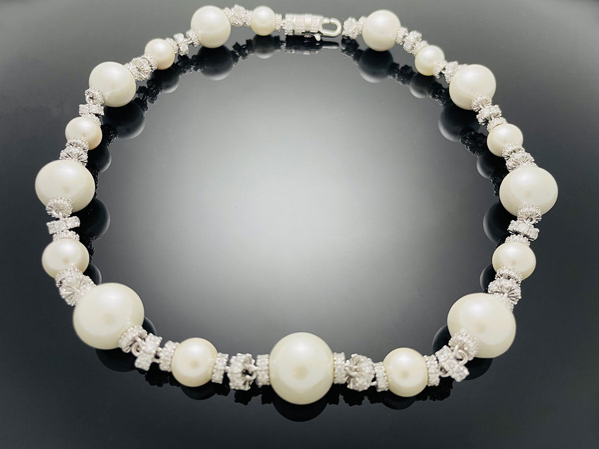 Iced Royal Shell Pearl Chain Necklace