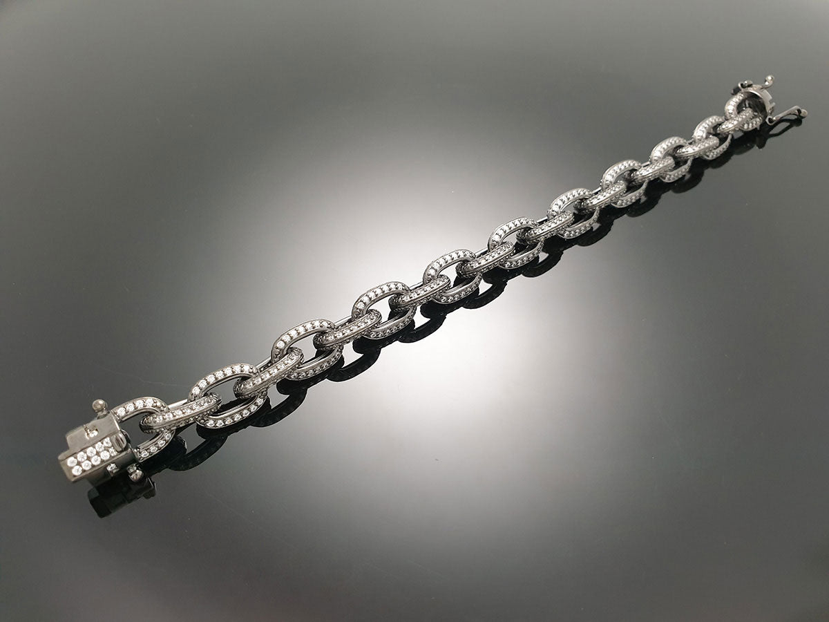 Iced Edge Oval Chain Bracelet