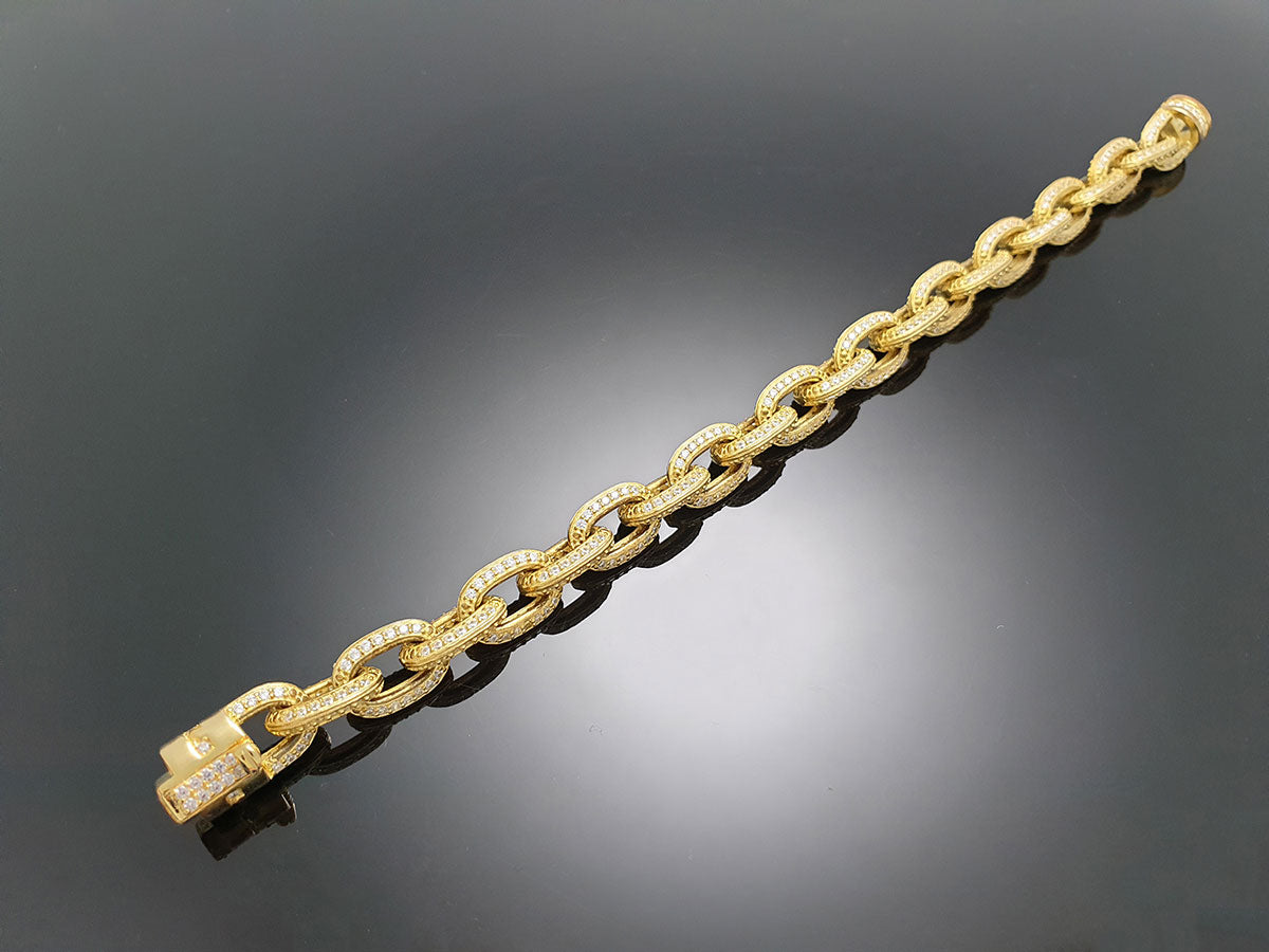 Iced Edge Oval Chain Bracelet