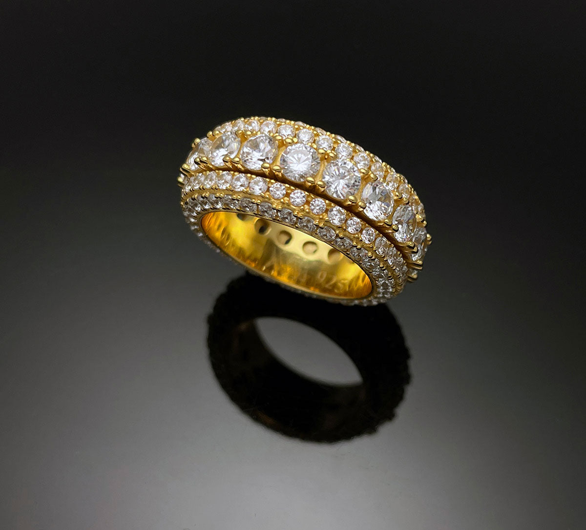0.2ct Round cut Spinner Ring