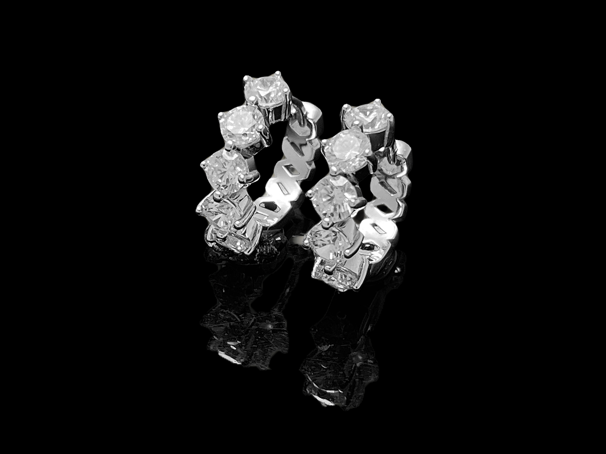 Compass Huggie Hoop Earring 4mm