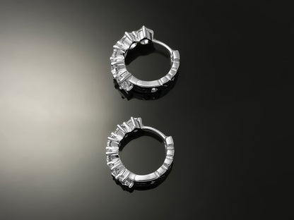 Compass Huggie Hoop Earring 3mm