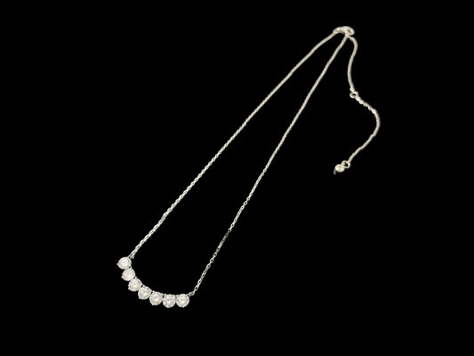 Compass Smile Pendant Necklace 3prong