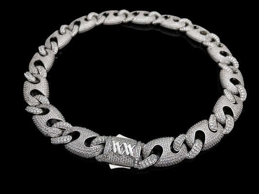 Twist Gucci Chain Necklace