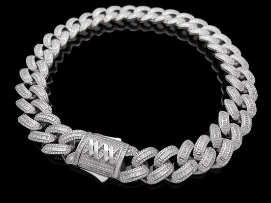 V Cuban Necklace