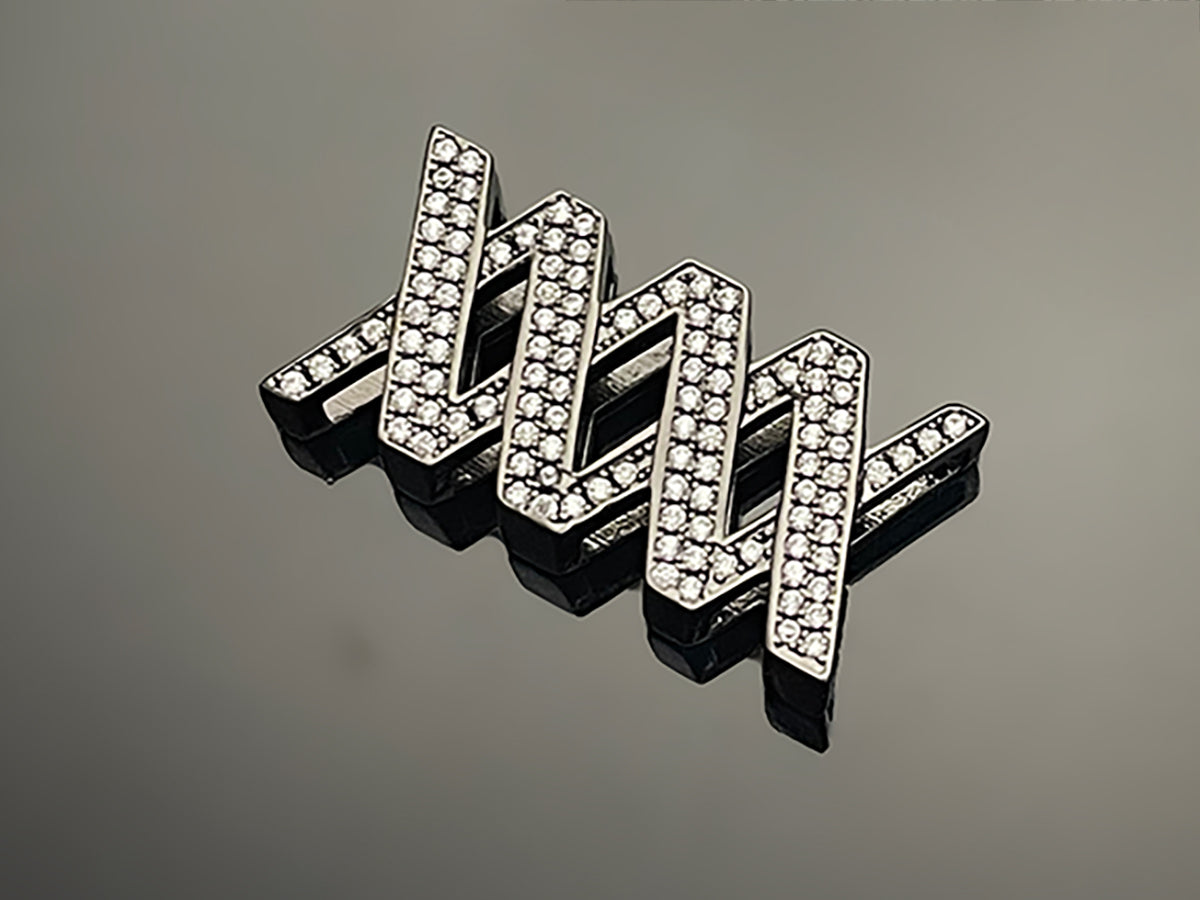 アイスWOOINGロゴボックスペンダント