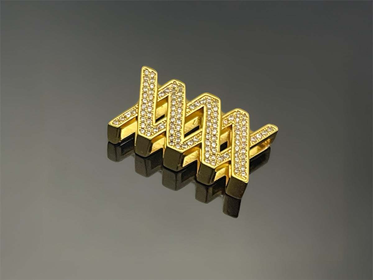 アイスWOOINGロゴボックスペンダント