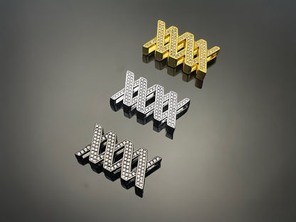 アイスWOOINGロゴボックスペンダント