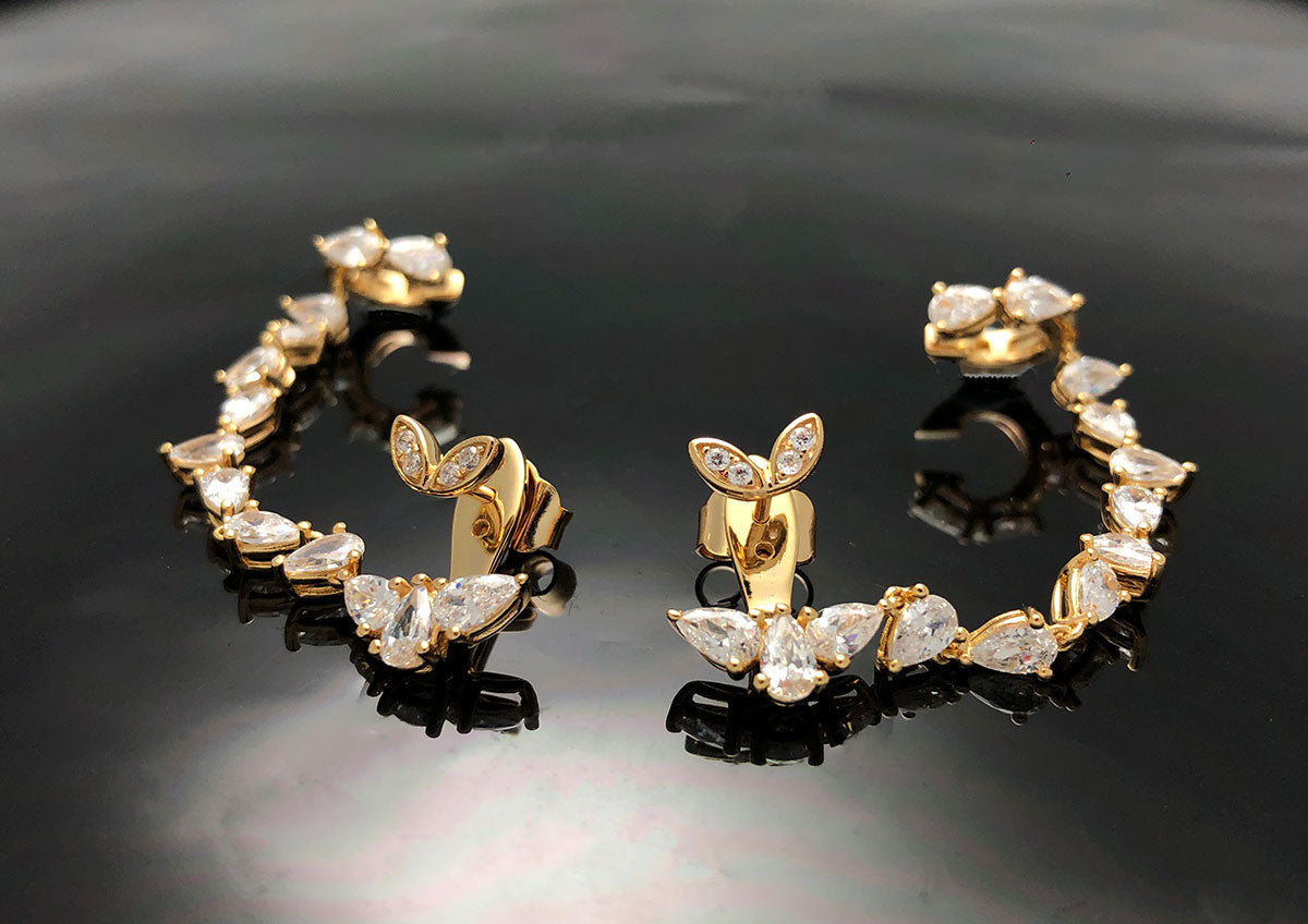 ’Drop Dead’ Earrings with Ear Cuff